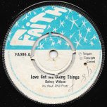 Love Got Me Doing Things / Ver - Delroy Wilson